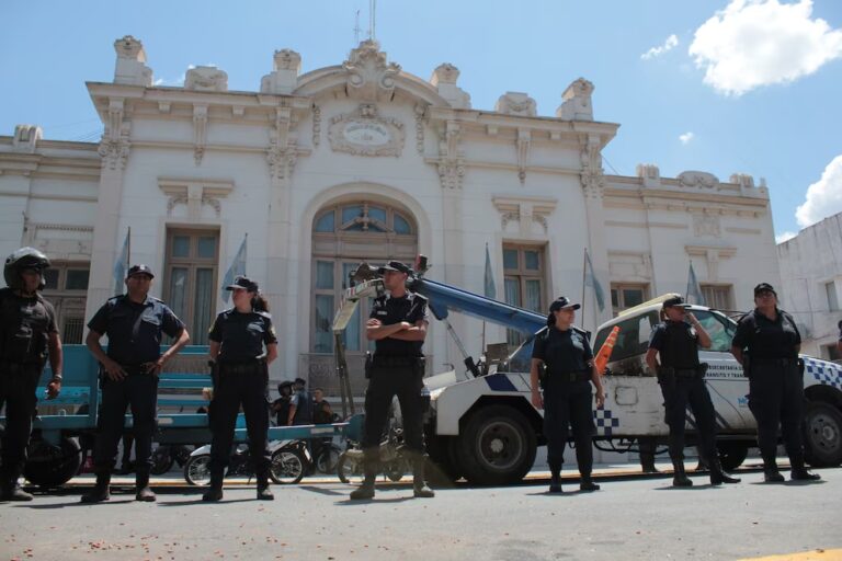 Vecinos de Moreno vuelven a marchar al municipio por el asesinato del ...
