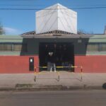Susto en La Matanza: un alumno llevó un arma al colegio y provocó una detonación accidental
