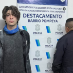 Joven roció con nafta un automóvil en Merlo y provocó un incendio